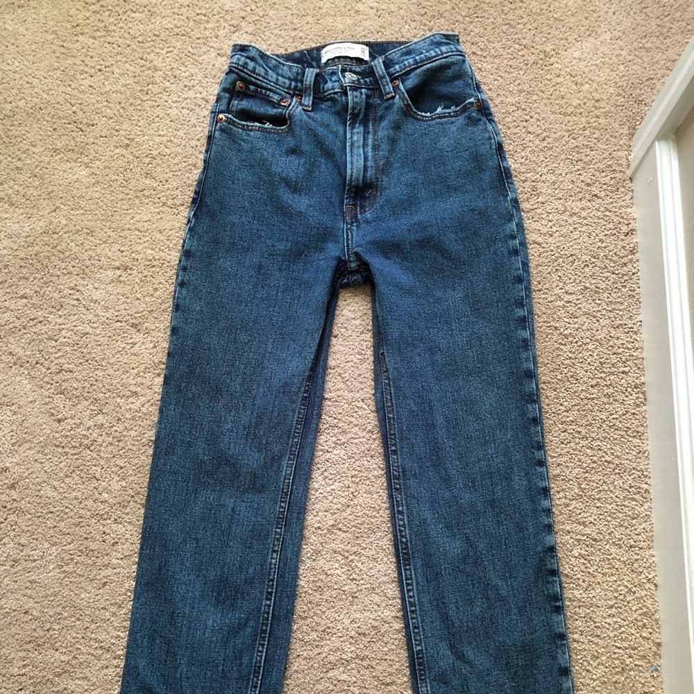 Abercrombie Ankle Straight Ultra High Rise